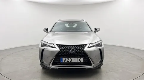 Car image 2