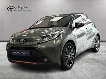 Car image 1