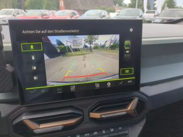 Car image 27