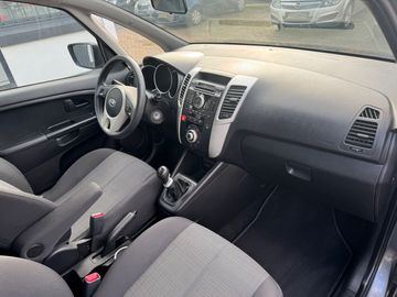 Car image 14