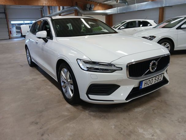 Volvo V60 D4 Momentum 140 kW image number 2