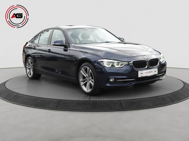 BMW 330i xDrive 185 kW image number 2