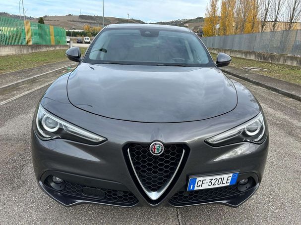 Alfa Romeo Stelvio 2.2 Q4 140 kW image number 3