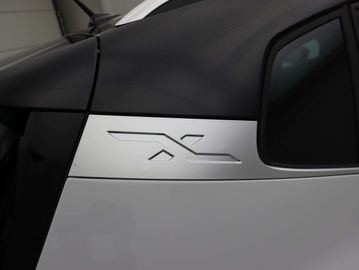 Car image 37