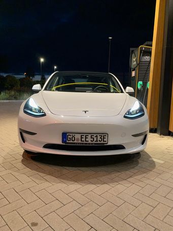 Tesla Model 3 Performance AWD 377 kW image number 2