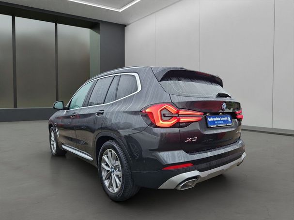 BMW X3 xDrive30e 215 kW image number 13