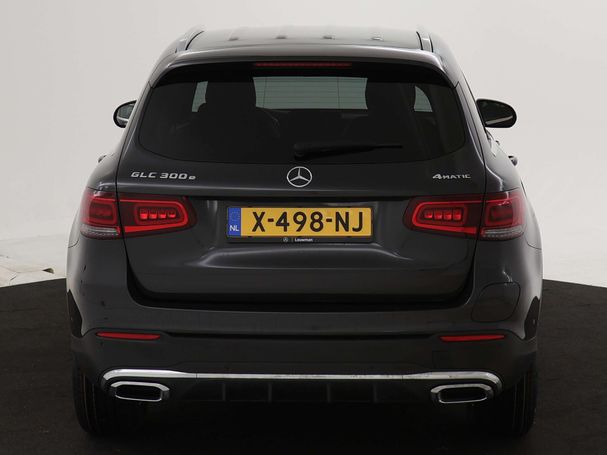 Mercedes-Benz GLC 300 e 235 kW image number 28