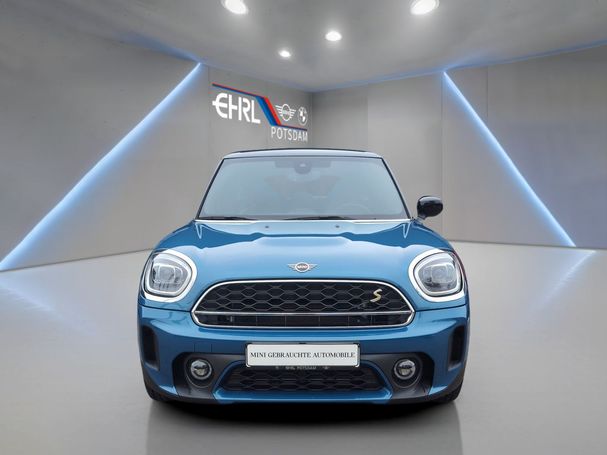 Mini Cooper SE Countryman Mini Yours Trim ALL4 162 kW image number 6