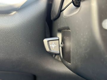 Car image 36