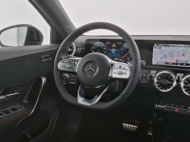 Mercedes-Benz A 200 120 kW image number 4