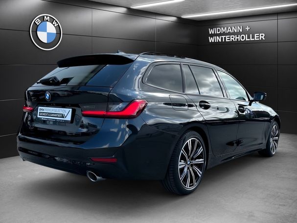 BMW 330i Touring xDrive 190 kW image number 2