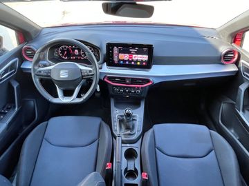 Car image 20