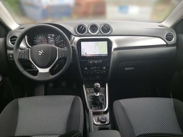 Car image 11