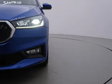 Car image 32
