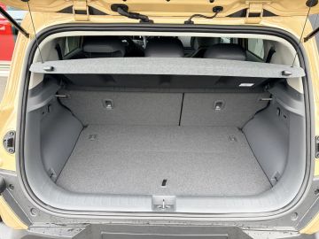 Car image 31