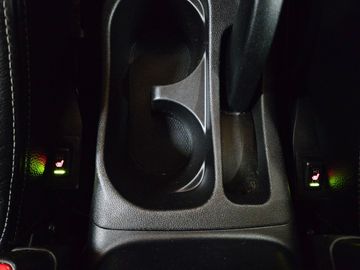 Car image 31