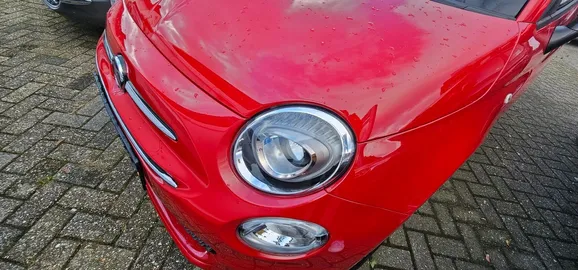 Car image 5