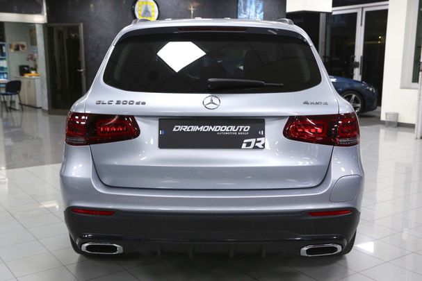 Mercedes-Benz GLC 300 de 4Matic 225 kW image number 6