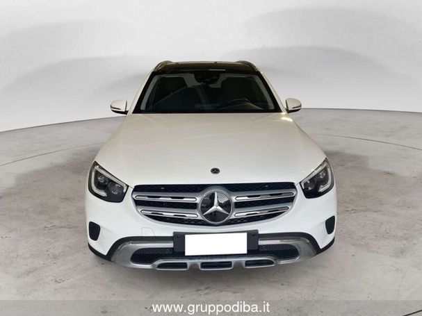 Mercedes-Benz GLC 300 de 225 kW image number 3