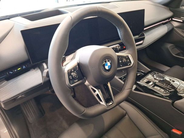 BMW 540d Touring xDrive 210 kW image number 11