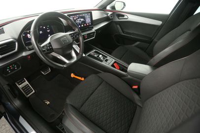 Car image 30