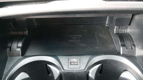 Car image 28