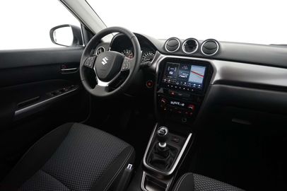 Car image 15