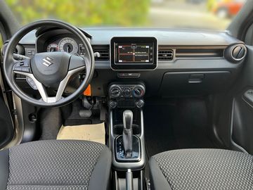 Car image 10