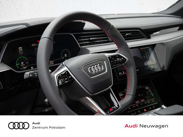 Audi Q8 e-tron 250 kW image number 21