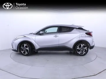 Car image 5