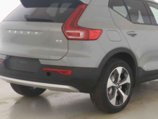 Volvo XC40 B3 Core 120 kW image number 9