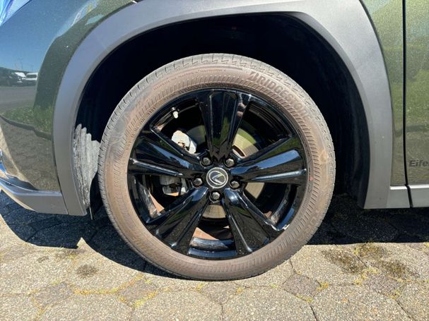 Lexus UX 250h 135 kW image number 15