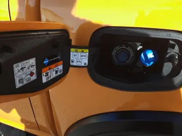 Car image 31