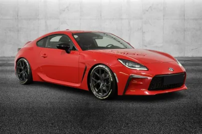 Car image 2