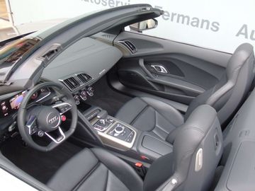 Car image 37