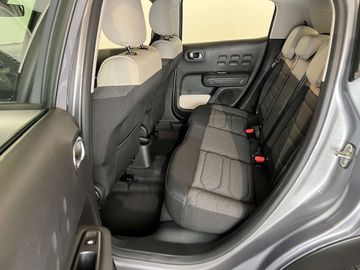 Car image 31