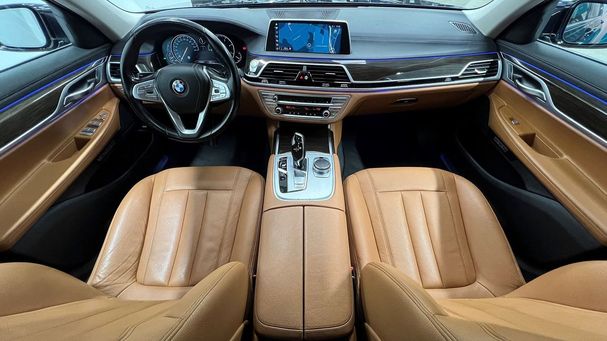 BMW 730d xDrive 196 kW image number 7