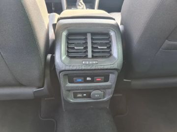 Car image 35