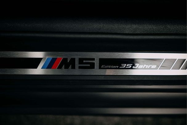 BMW M5 Edition 35 Jahre xDrive 460 kW image number 43