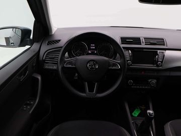 Car image 33