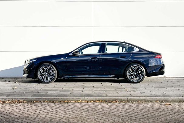 BMW 520i 153 kW image number 4