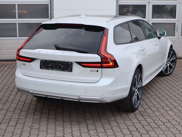 Volvo V90 Cross Country AWD B5 173 kW image number 18