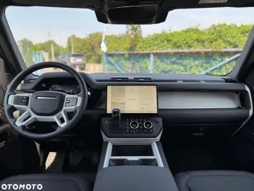 Car image 28