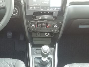 Car image 23