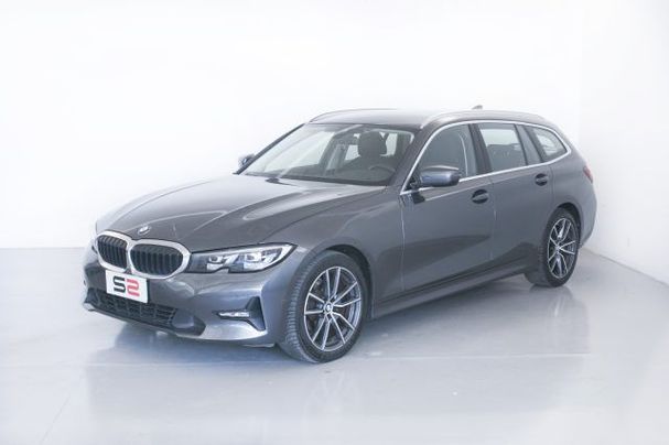 BMW 320d Touring xDrive Advantage 140 kW image number 1