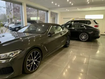 Car image 36