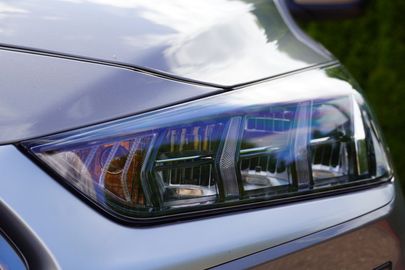 Car image 33