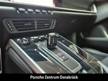 Car image 39