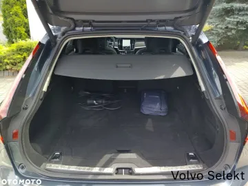 Car image 40