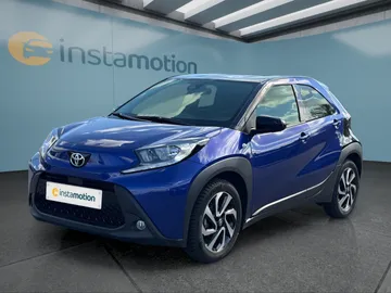 Car image 1
